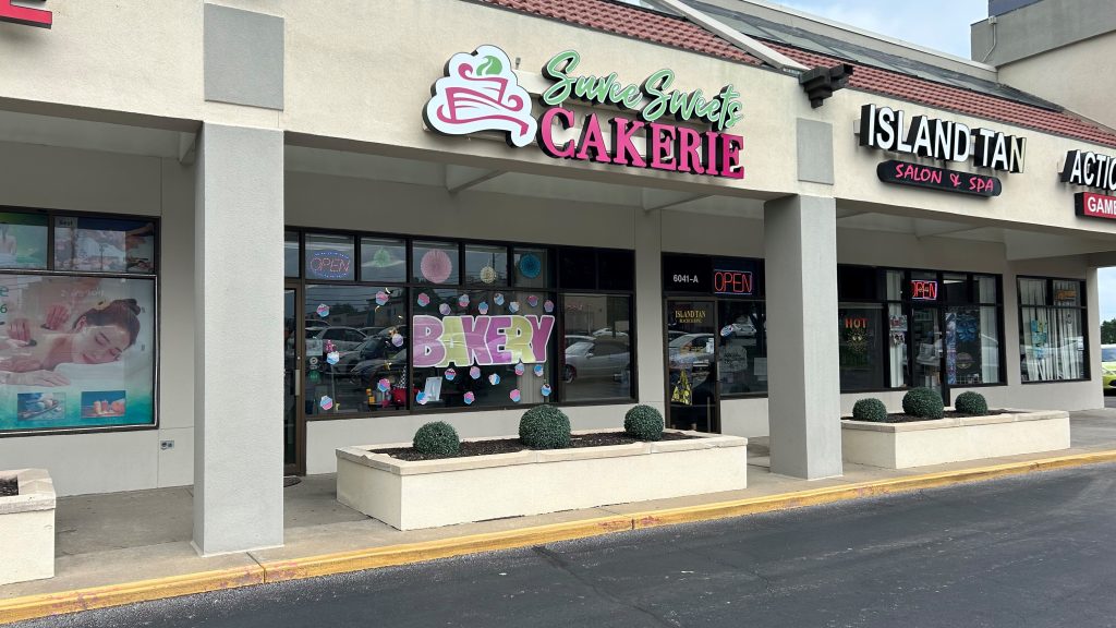 Suvee Sweets Cakerie Exterior